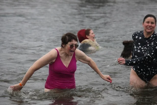 Volunteer Photographer Needed!

Special Olympics Washington is looking for a volunteer photographer for the Tri-Cities Polar Plunge on Saturday, February 21 at Walla Walla Point Park, starting at 10 a.m.

This is a fun, high-energy event with incredible moments to capture, all in support of athletes with intellectual and developmental disabilities.

Interested? Email Rebecca at rhummer@sowa.org