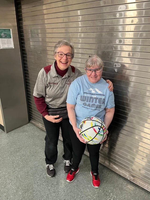 South Kitsap bringing the energy at sub-regionals! Awesome effort from our athletes in Individual Skills.