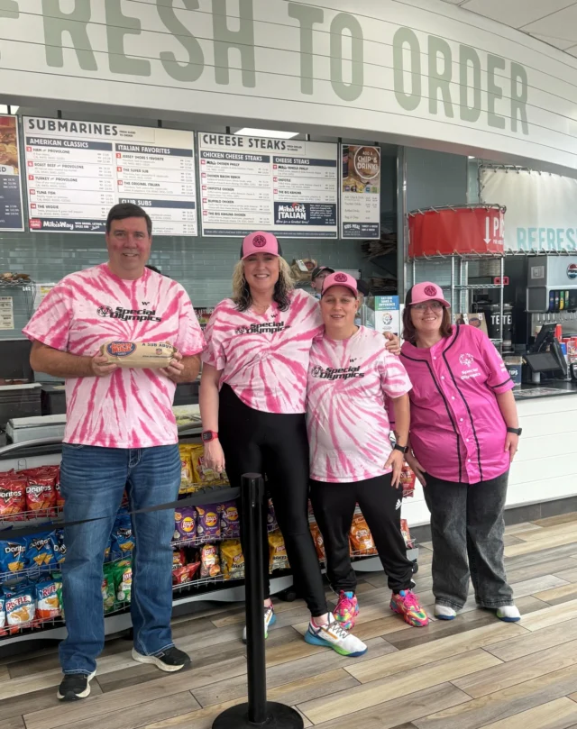 Walla Walla showing up for Day of Giving!!

Athletes stopped by @jerseymikes to support Special Olympics Washington and Team Washington ahead of the 2026 USA Games.

There’s still time to stop by for dinner! 100% of sales go back to Special Olympics!