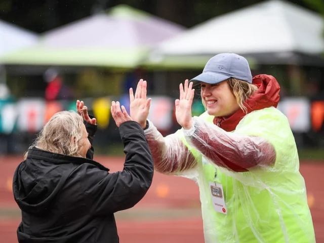 Not all heroes wear capes!

Some are on the sidelines, at the finish line, or supporting athletes behind the scenes.

Click the link in our bio to volunteer with us this Spring!