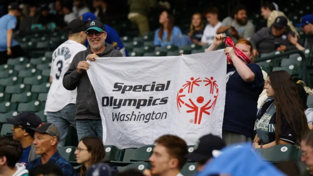 Join us July 18 as the @Mariners take on the Giants at @tmobilepark!

Bring your teammates, friends, family, and biggest Mariners fans for a summer night you won't want to miss.

Bonus: Every ticket sold helps support Special Olympics Washington athletes across the state.

Click the link in our bio to grab your seats before July 17 at 5 p.m.!