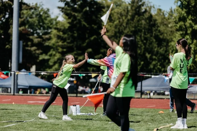 Summer competition starts next weekend, and we still need volunteers in Everett and Tacoma!

Help support bocce and softball competitions on August 8 and 9, or join us for golf on August 22. Individuals, families, teens and groups are welcome.

Click the link in our bio to sign up today!

Questions or registration trouble? Email volunteer@sowa.org.